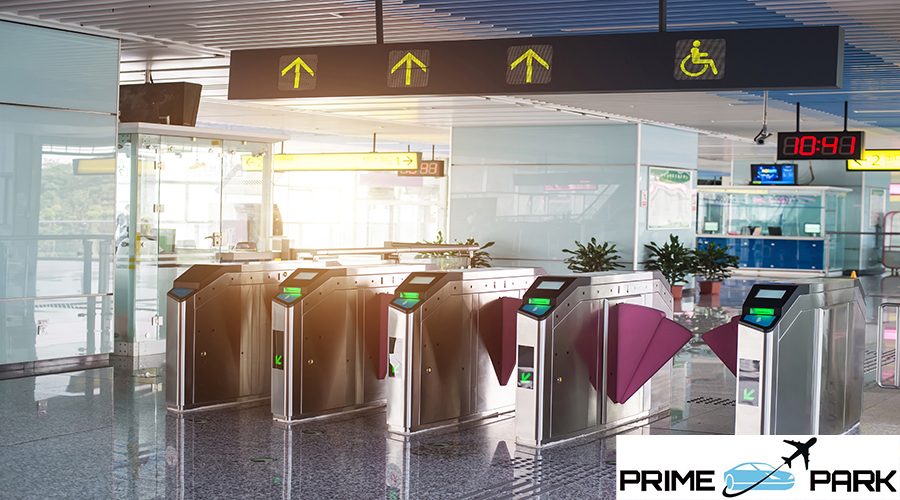 pearson airport parking